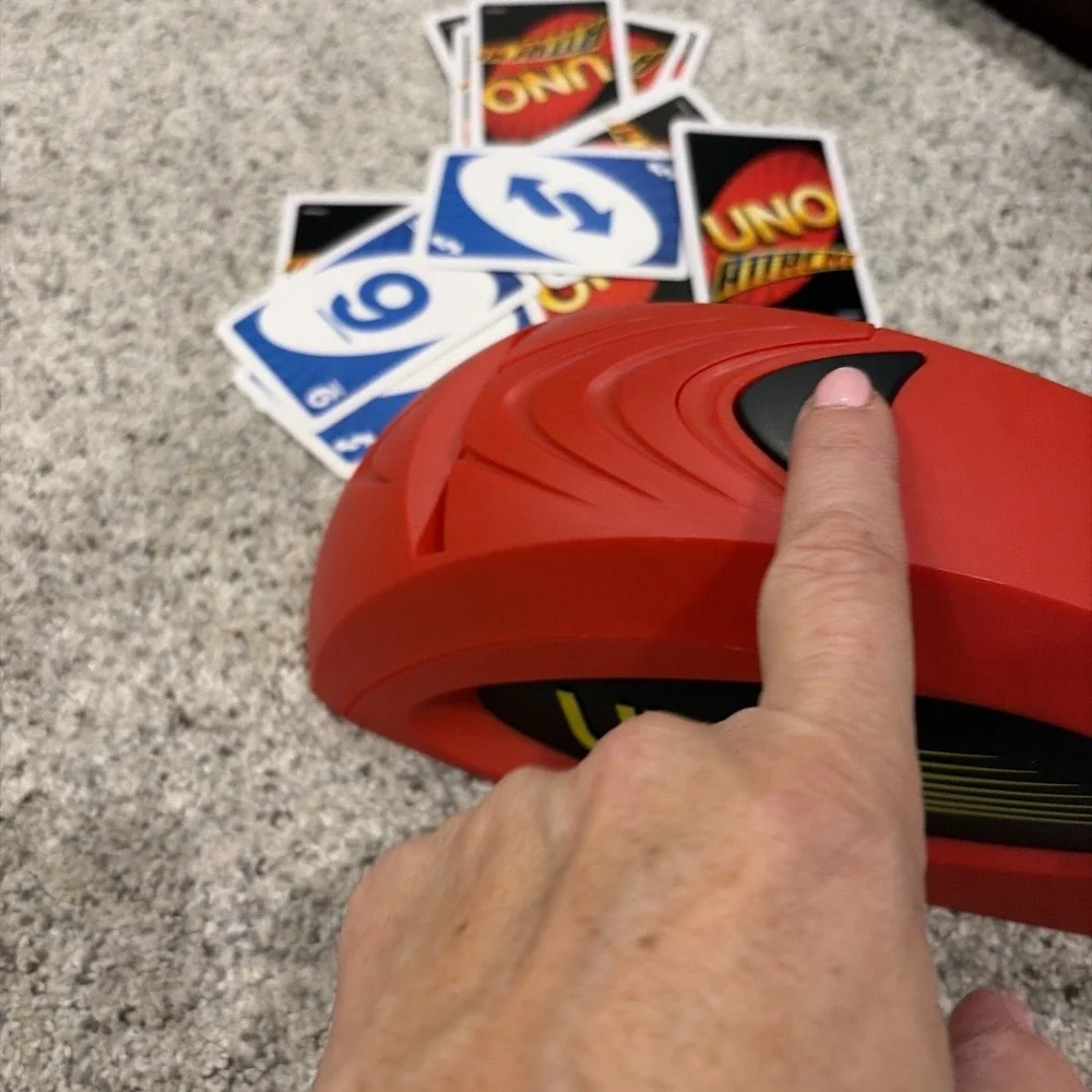 UNO ATTACK Card Game Mattel 2003 Electronic Launcher Complete With Batteries
